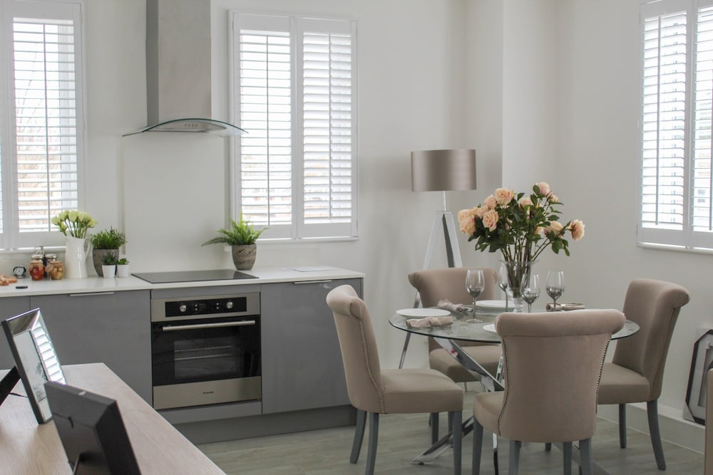 Mercia Apartment Bedford view 5