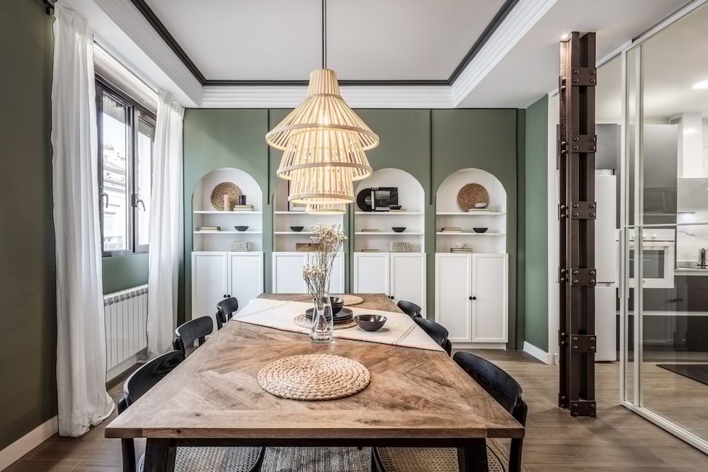 Lisala - 2 Bedrooms in Trafalgar