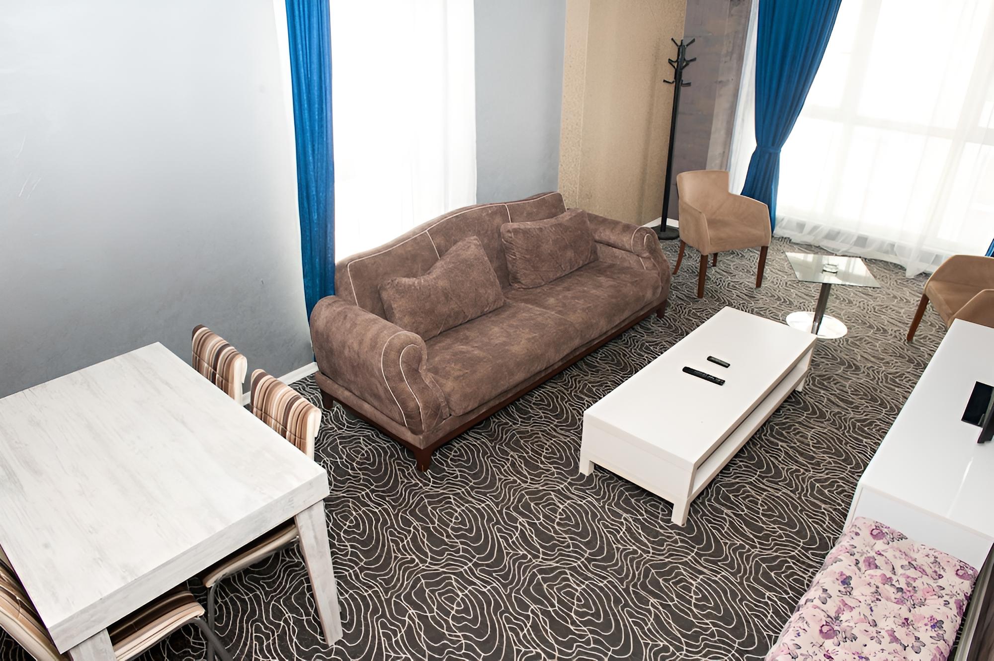 N Suites