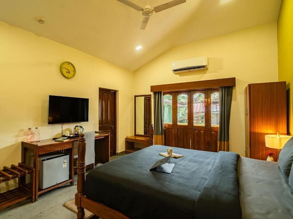 The Hosteller Goa, Anjuna