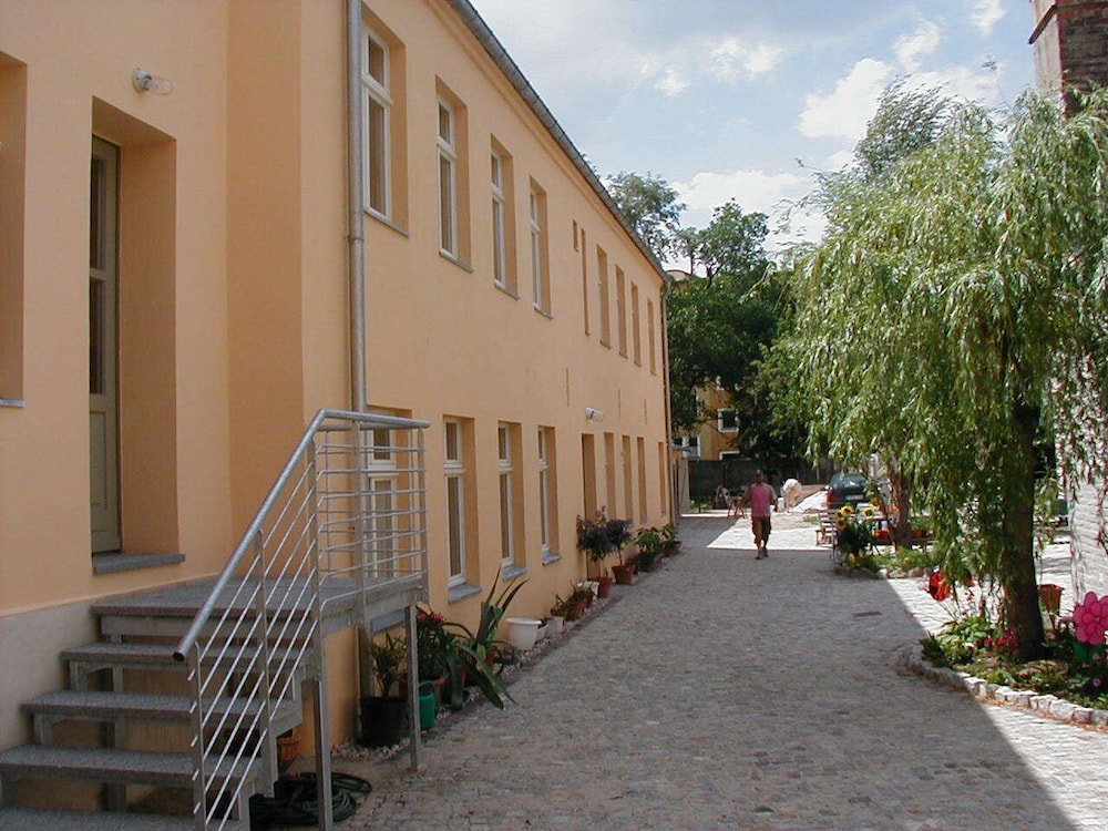 Photo 43