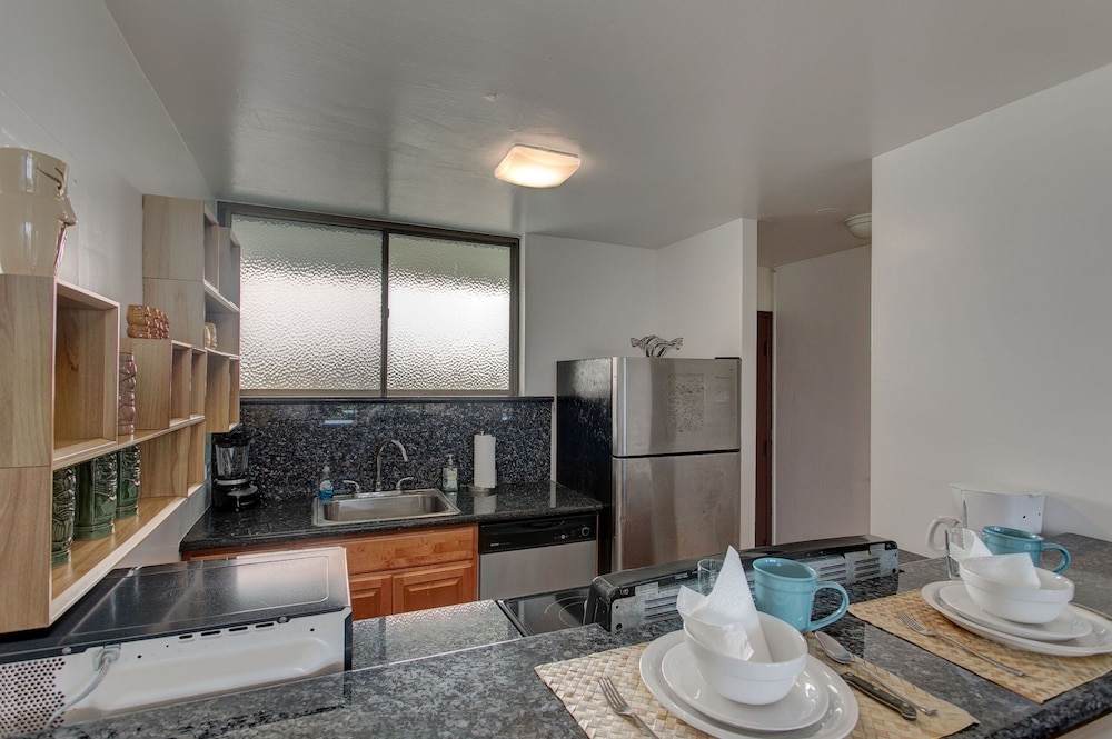 Maui Vacations - Mauna Loa Shores 405 1 Bedroom Condo by RedAwning - Property Image 3