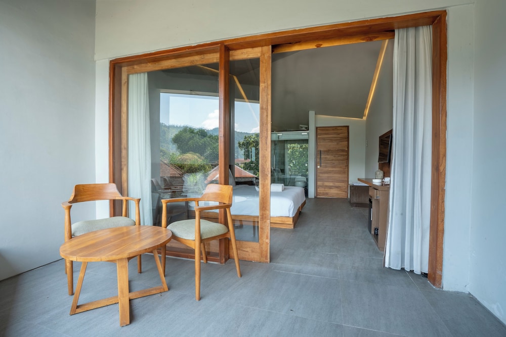 Noya Hotel