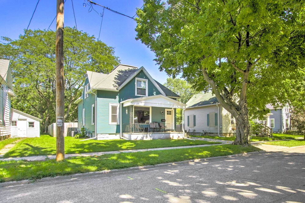 Appleton Abode Near Lake Winnebago & Downtown view 3