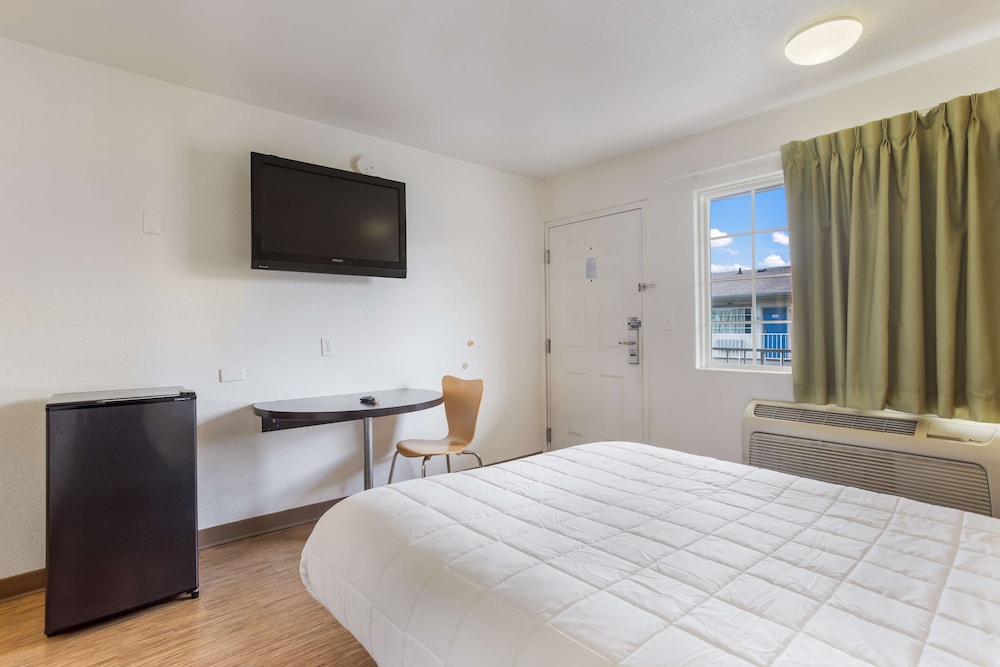 Americas Best Value Inn Bowling Green