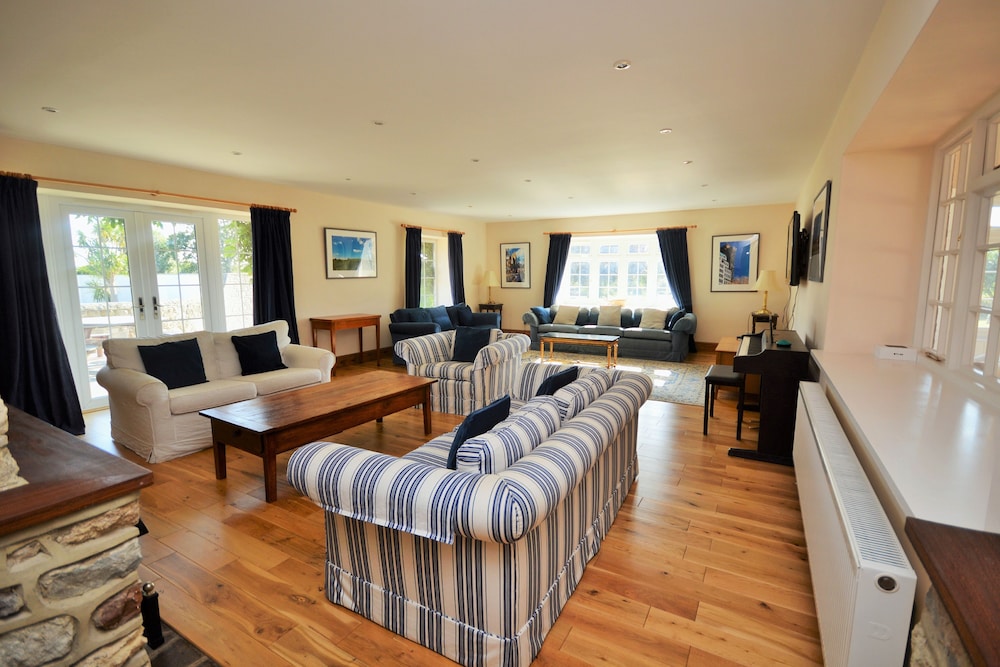 Rookley Farm Lodge view 2