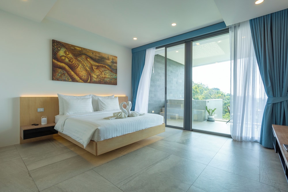 Pool Villa Gym & Ocean Views V111