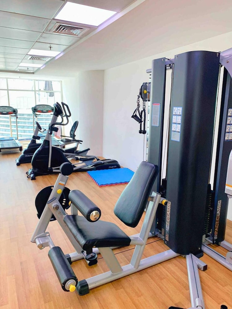 Lux High Rise Marina Apartment