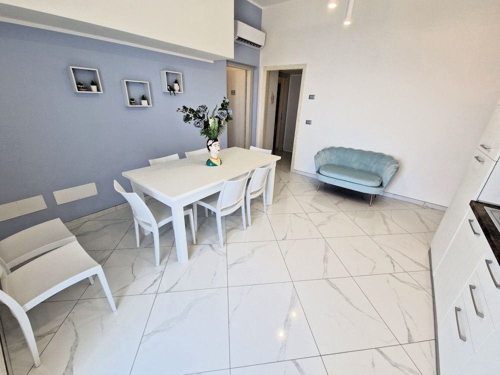 Al 211 Rooms