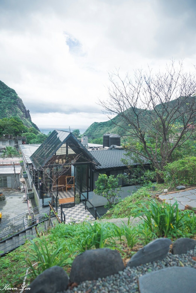 Lucky House