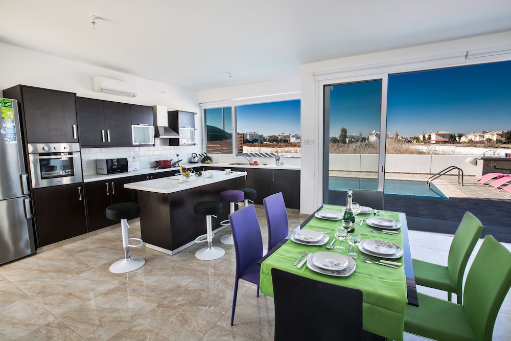 Protaras Pearl Villa Pe16