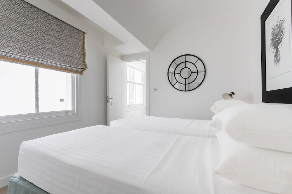 Winchester Street III by Onefinestay