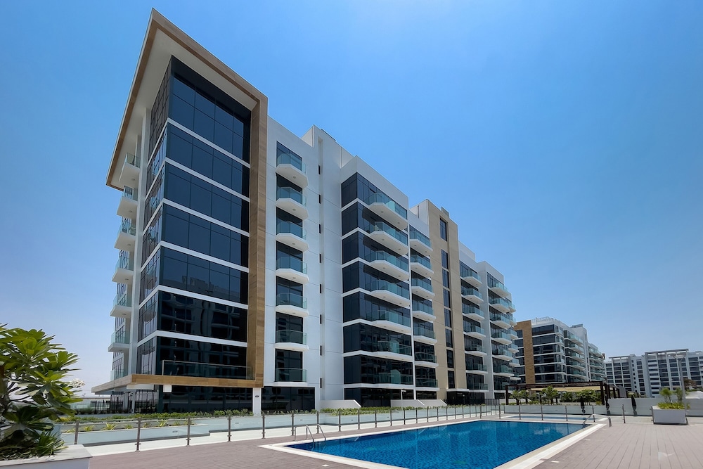 New Stylish Studio in Azizi Riviera