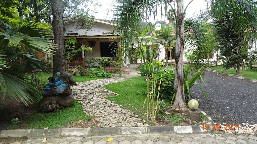 Beach Garden BnB