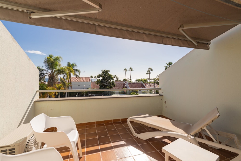Apartment in Pasito Blanco Near Private Beach