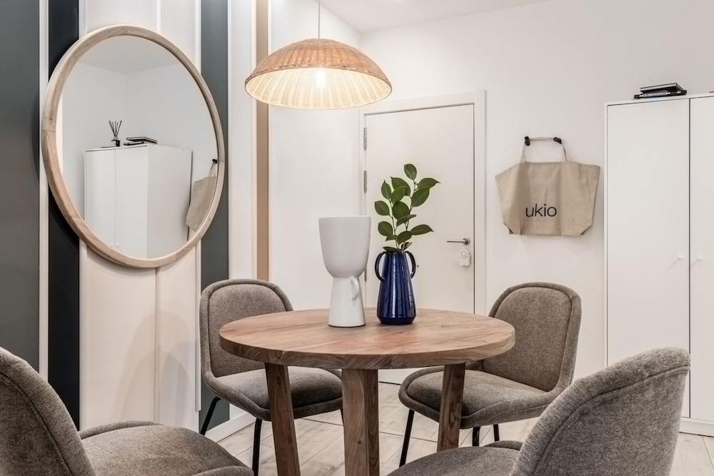 Favola - 1 Bedroom in Arapiles
