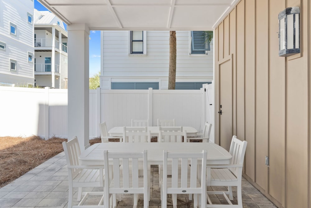 Grayt Digs by Avantstay Next to Beach Oceanview