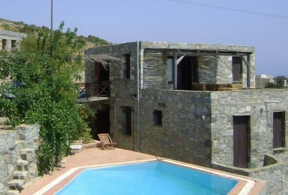 Pyrgos Ikaria Traditional Village