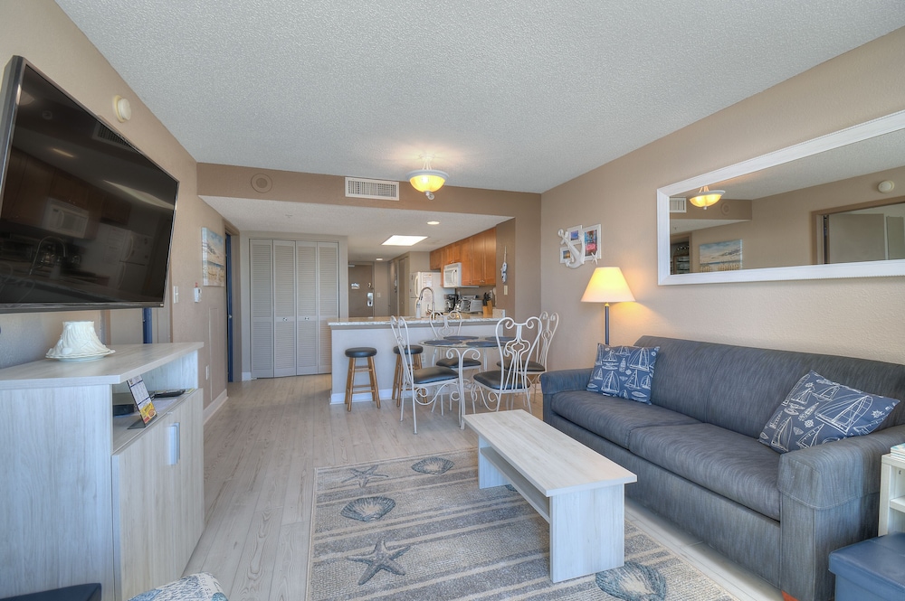 Roxanne Towers by Elliott Beach Rentals