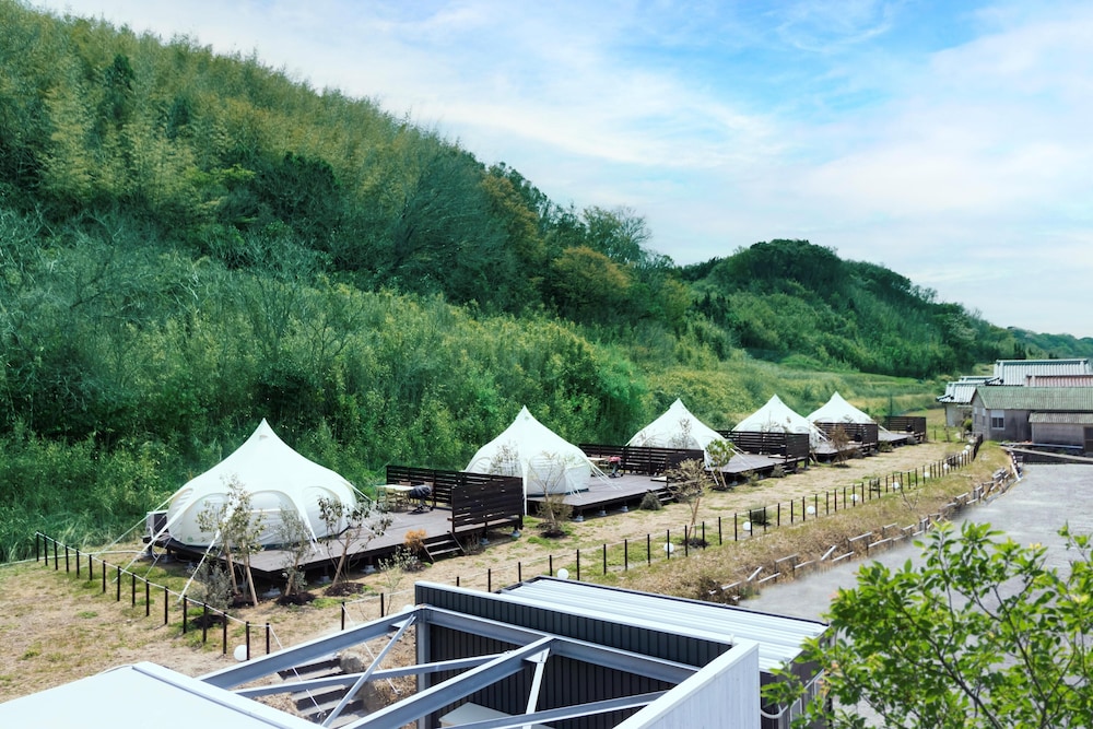 Villa&Glamping Lazy Inn.