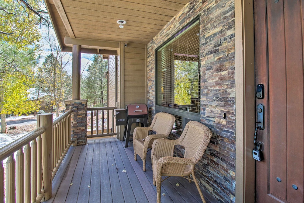Covered Deck: Cozy Show Low Villa in Torreon! view 2