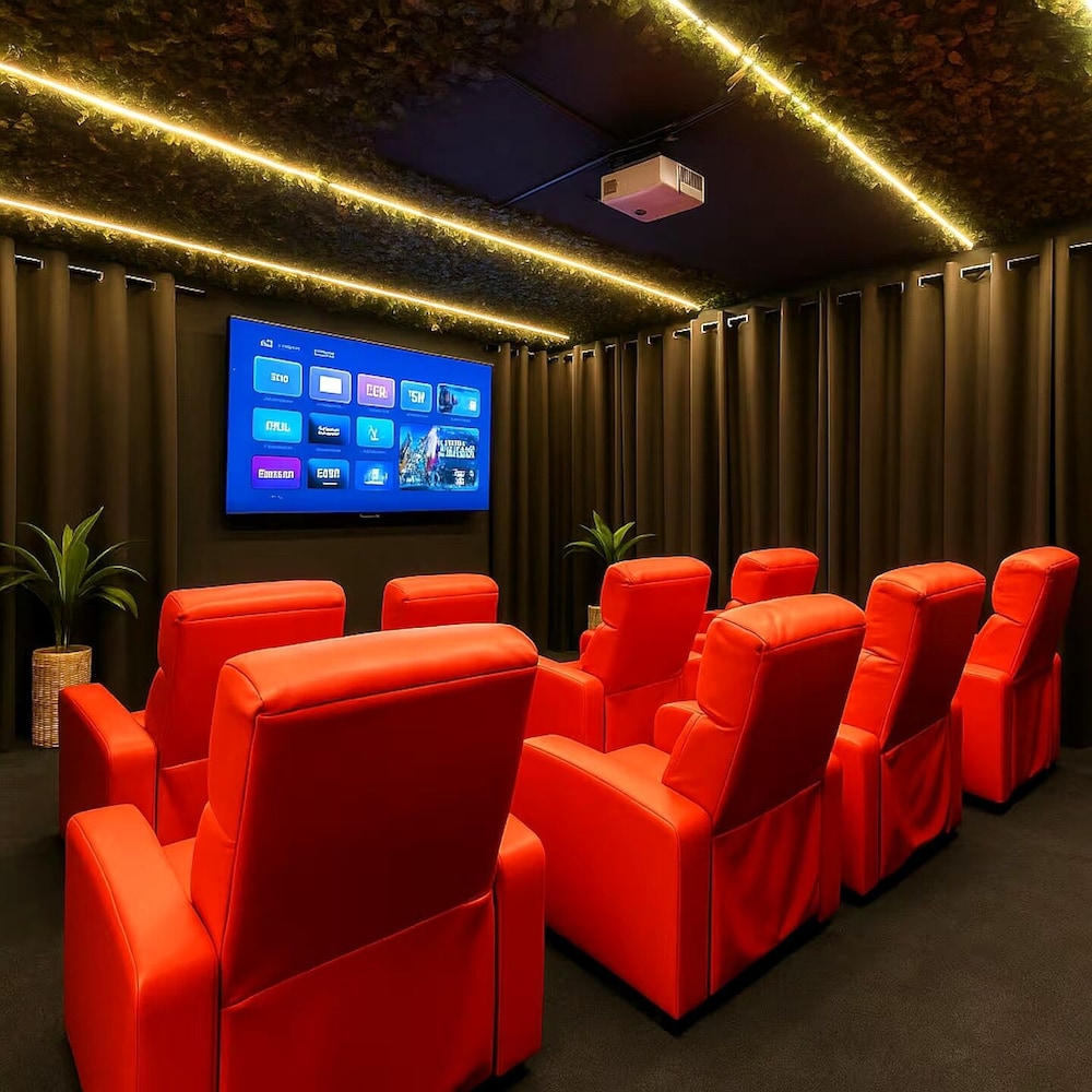 Ethereal Oasis Miami - Heated Pool Spa & Cinema - Prime for Groups