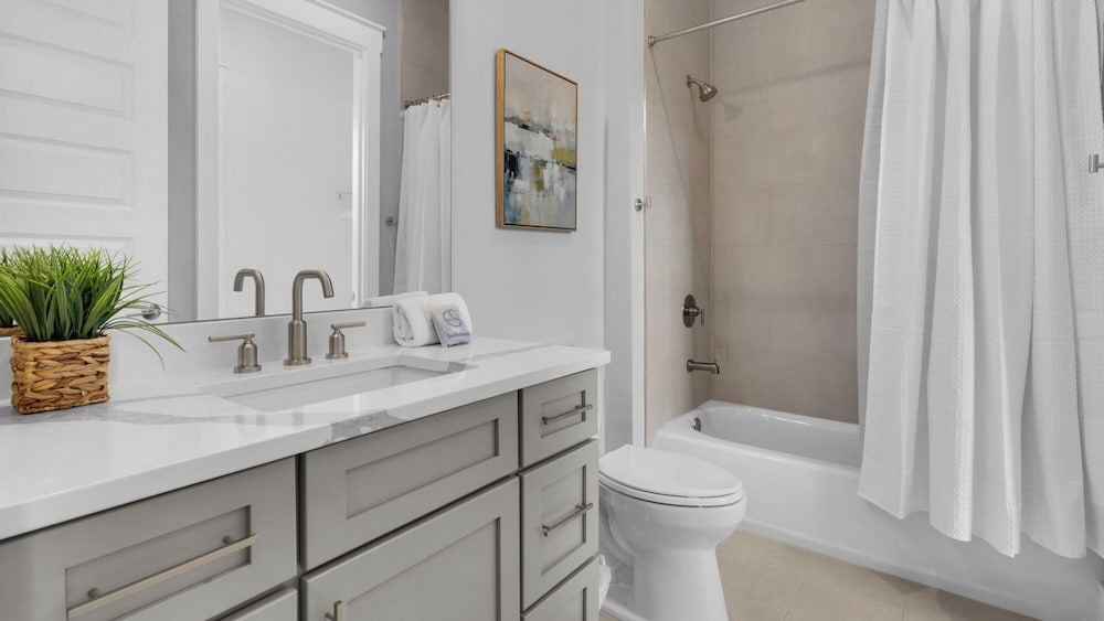 Inlet Beach Retreat With Rooftop Views, 4 Bikes + Free Attraction Tickets!