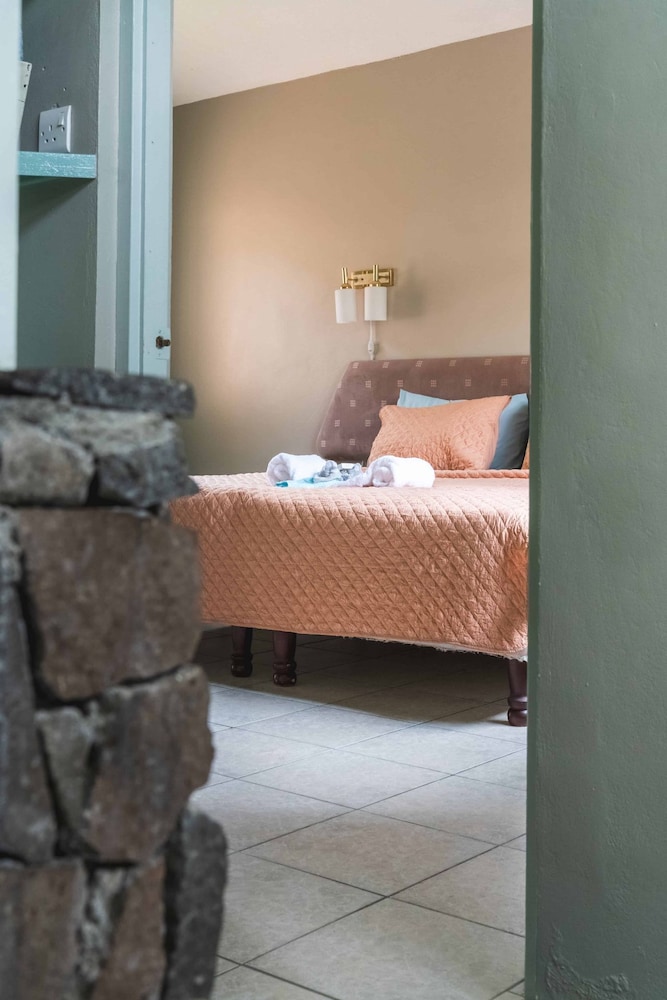 Kootney Resorts - Photo 24