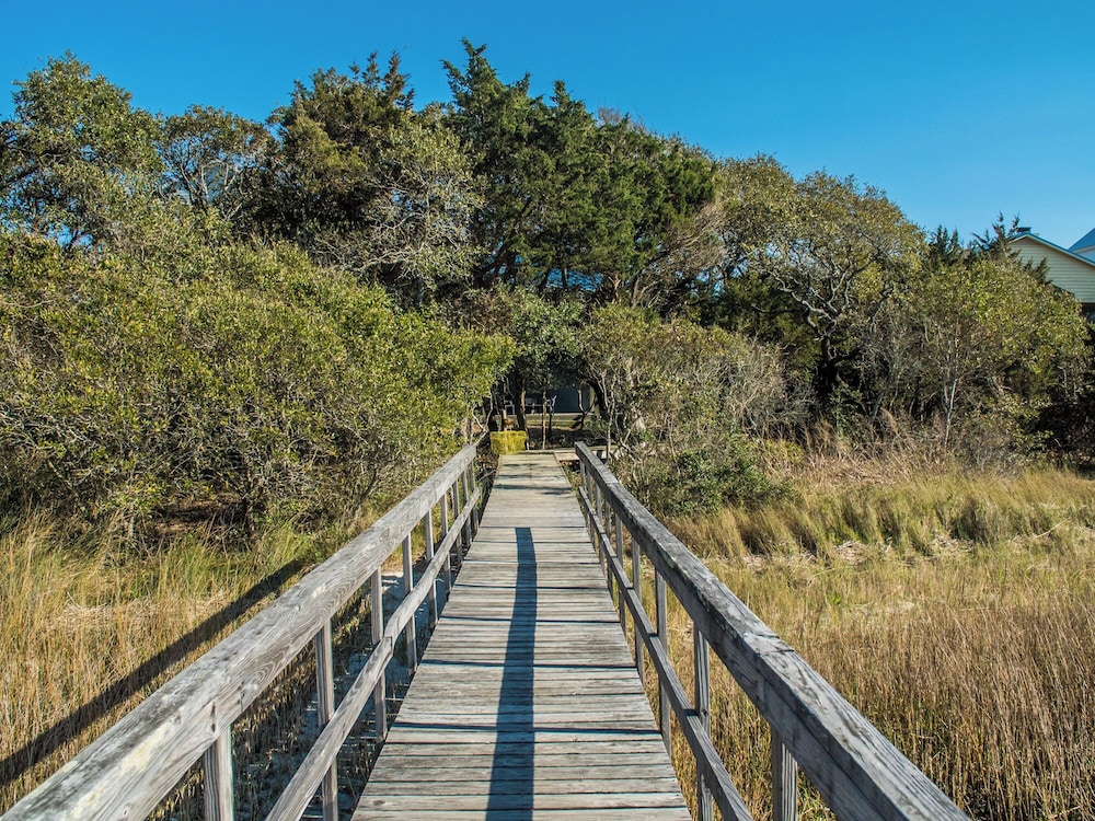 Dock Holliday by Topsail Realty