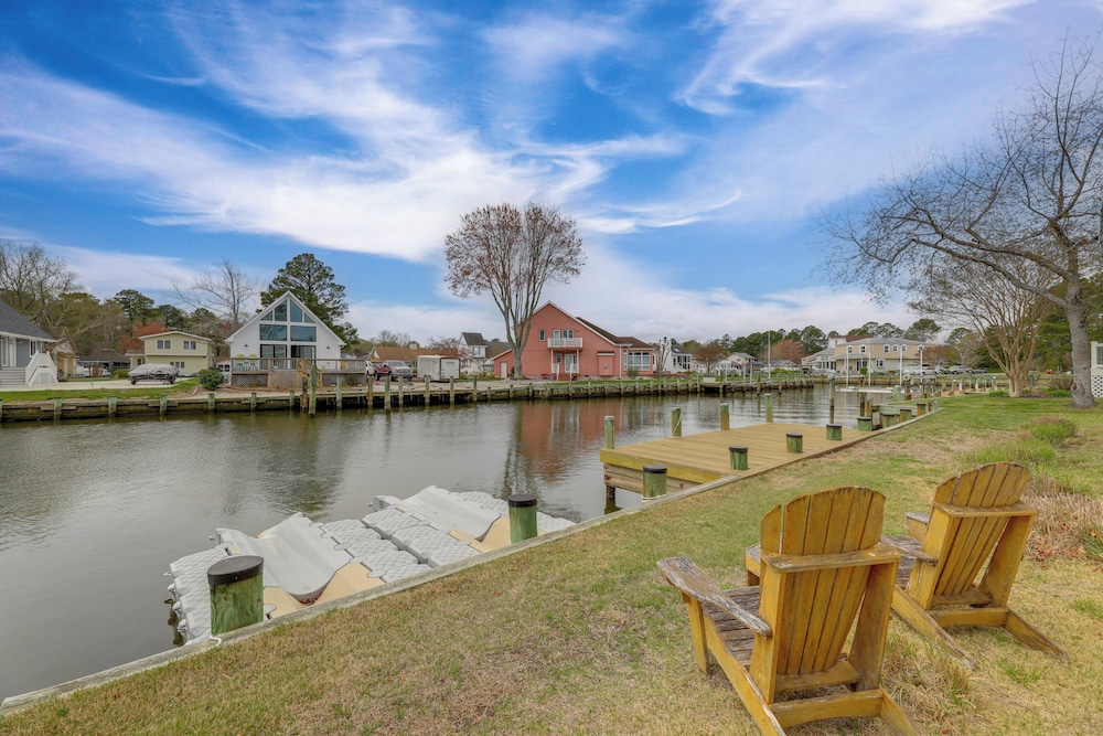 Waterfront Cottage w/ Private Dock in Ocean Pines!