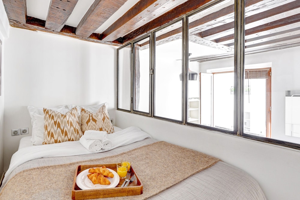 Comfy Flat for 4 - Central Le Marais