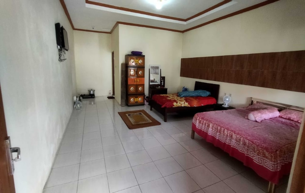 Photo 6