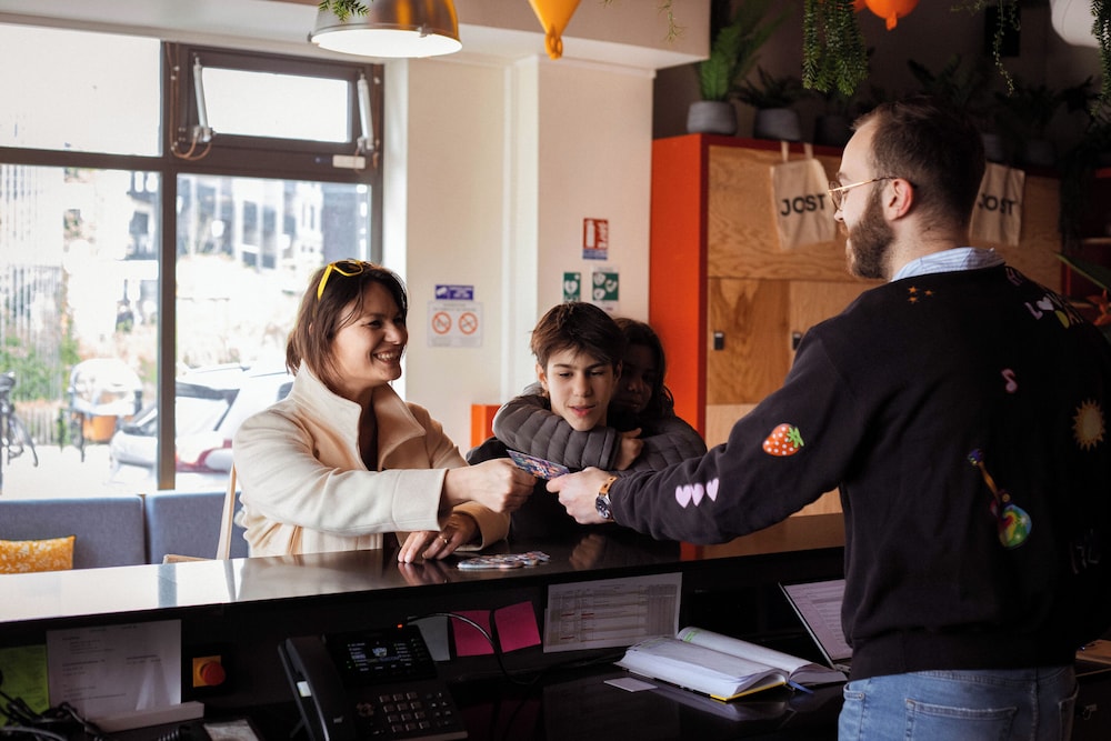 Le Havre Vacations - Jost Hotel Le Havre Gare - Property Image 4