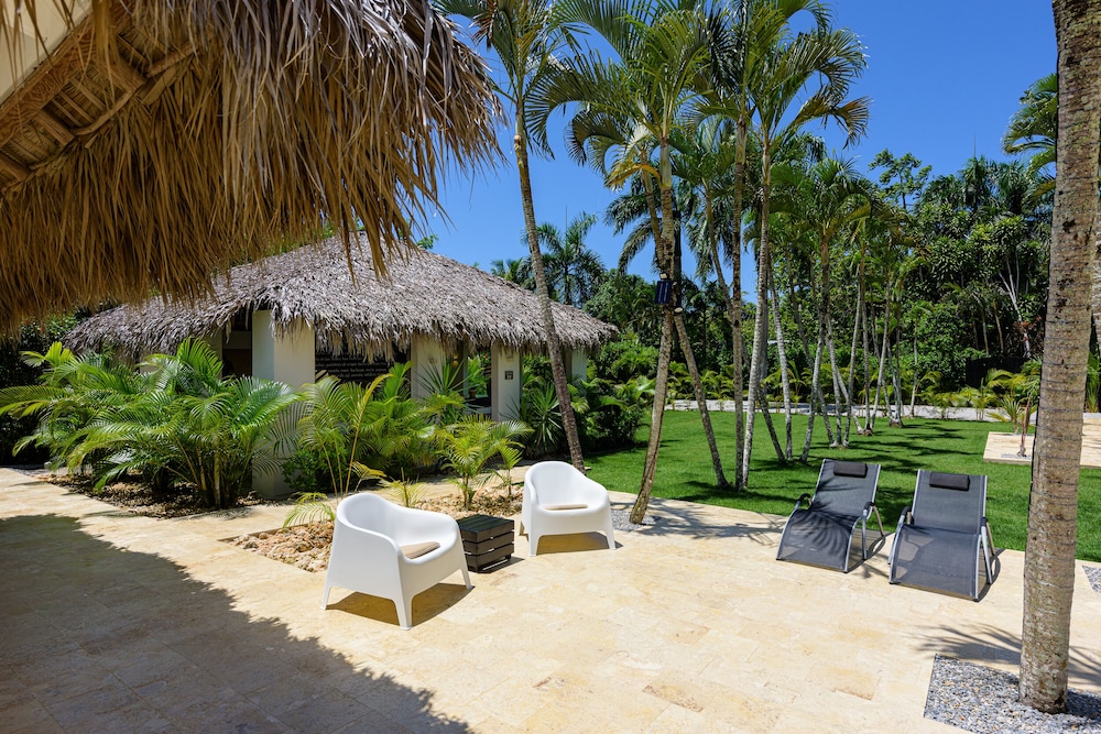 Adults Only Hacienda Terra Taina