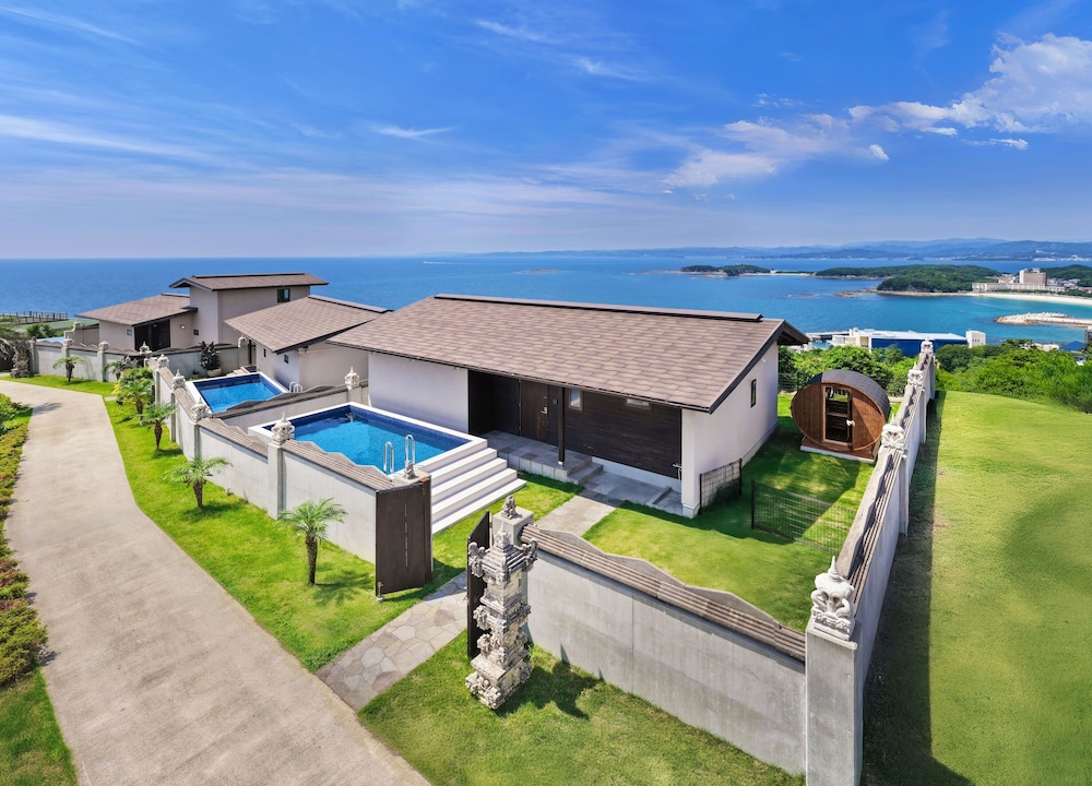 Crystal Villa Shirahama Oceans Dog Resort