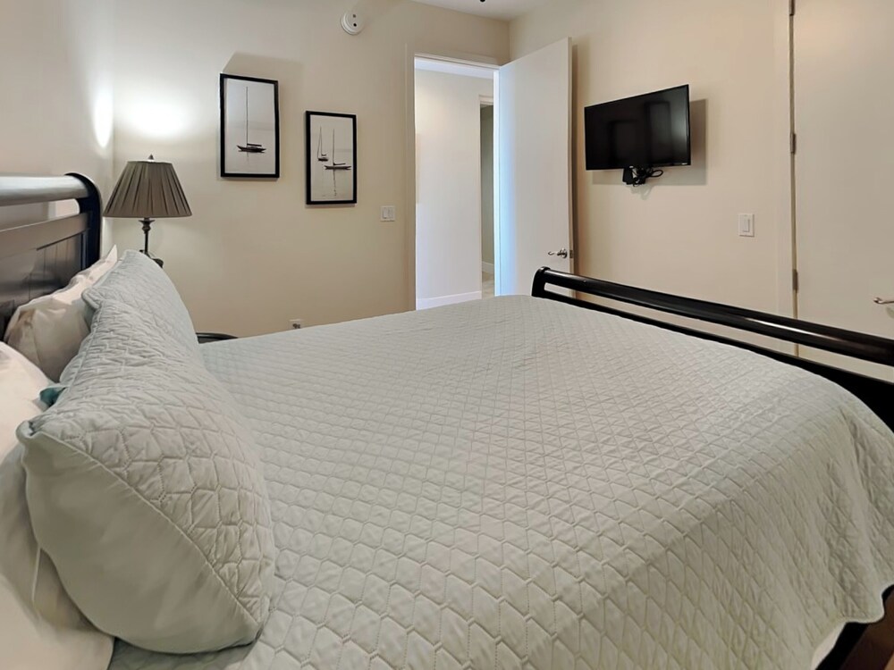 Seas the Day by Ryson Vacation Rentals