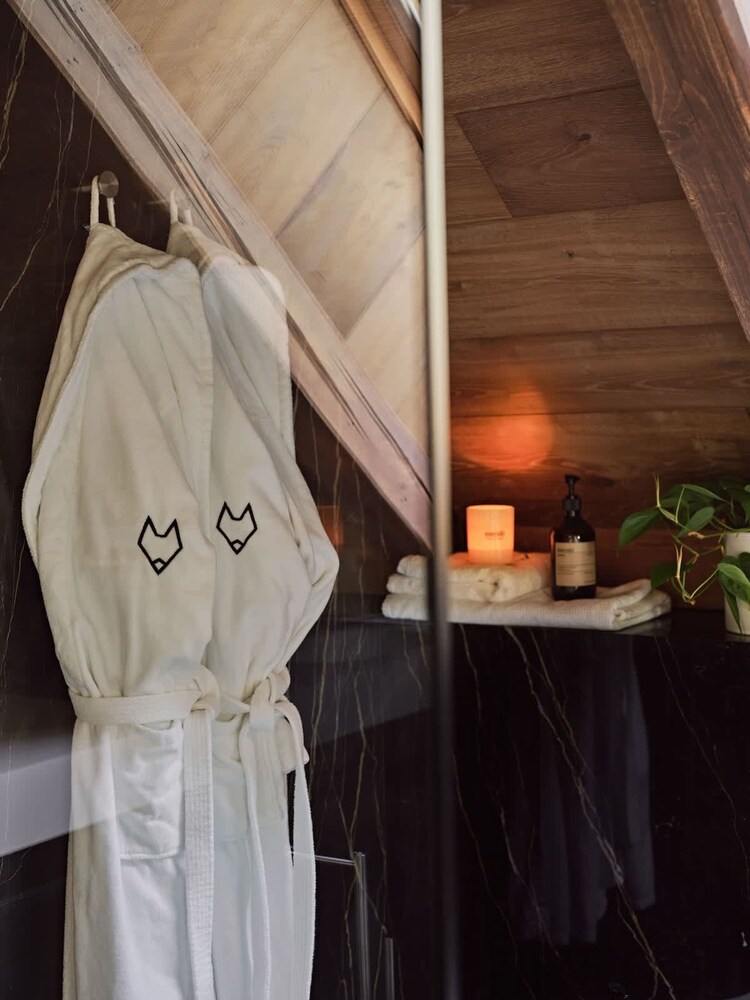 Luxury Chalet With Jacuzzi at Lake Bohinj