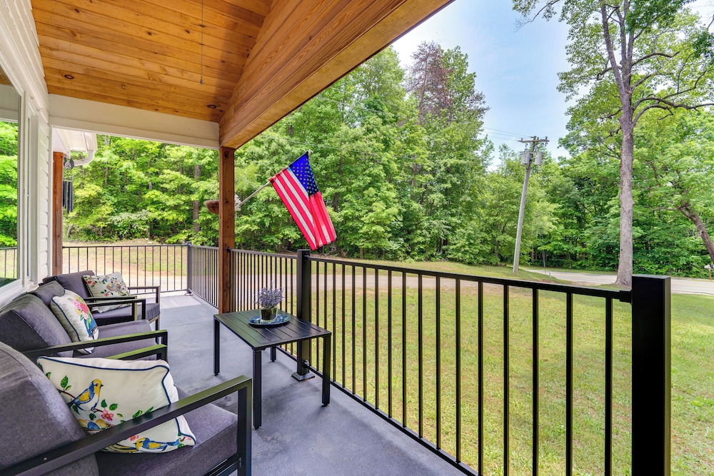 Forest City Home w/ Fire Pit - 3 Mi to Downtown! - Property Image 12