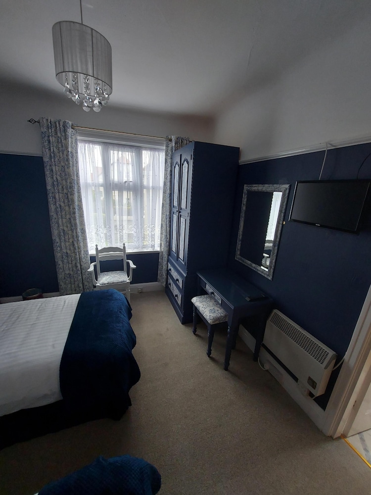 The Hilary Guest House
