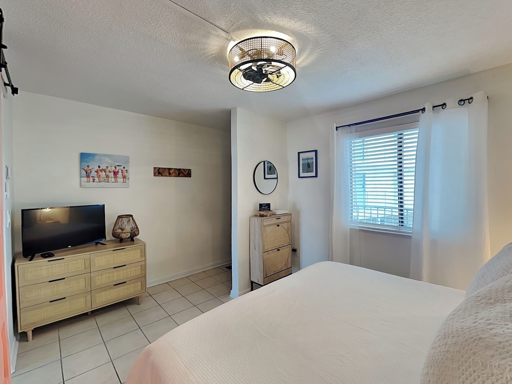 Gulf Shores Surf & Racquet Club #214A by Southern Vacation Rentals