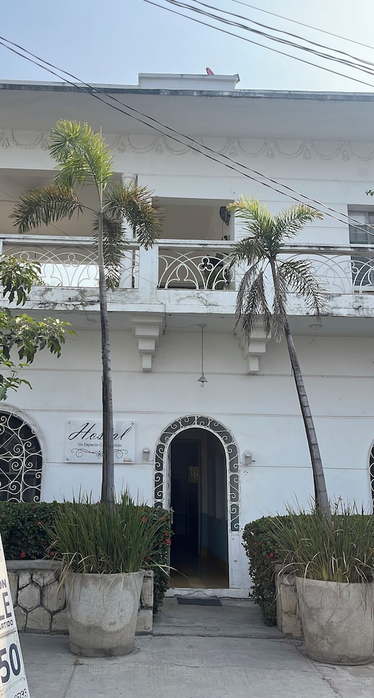 SUITES CASA BLANCA