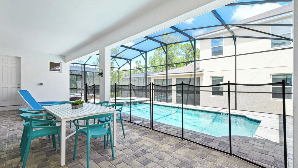 Solara Resort Dinosaur Home 1819 - Image 4