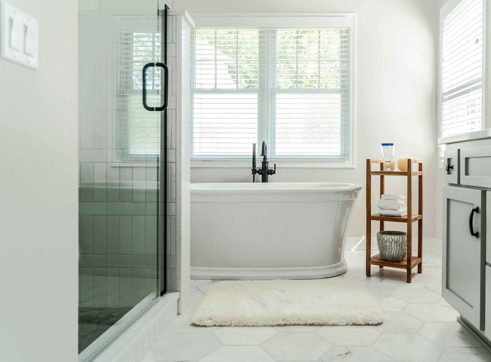 Tranquil Family Retreat - for 10!