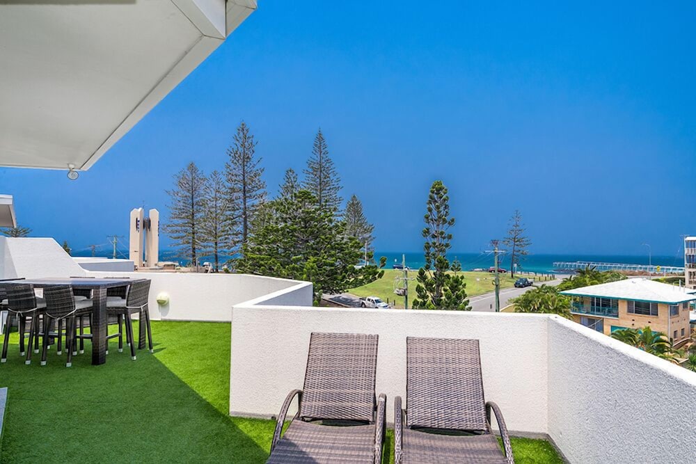 Coolangatta Vacations - Rainbow Bay Resort - Property Image 6