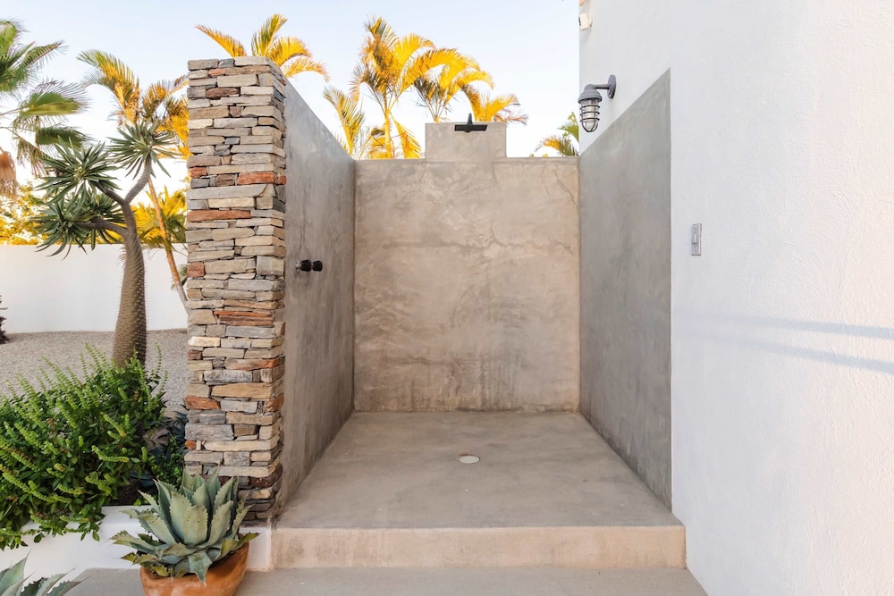 Hidden Leaf Baja Estate
