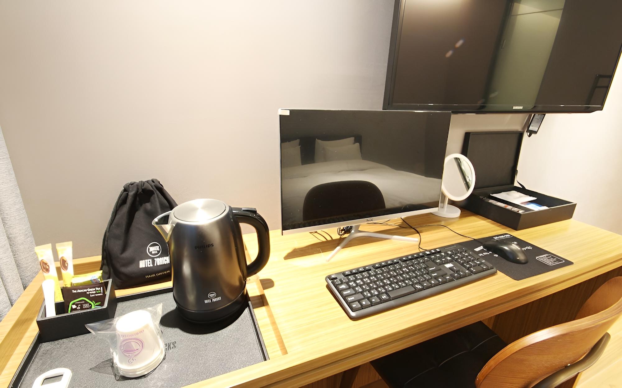 Photo 12