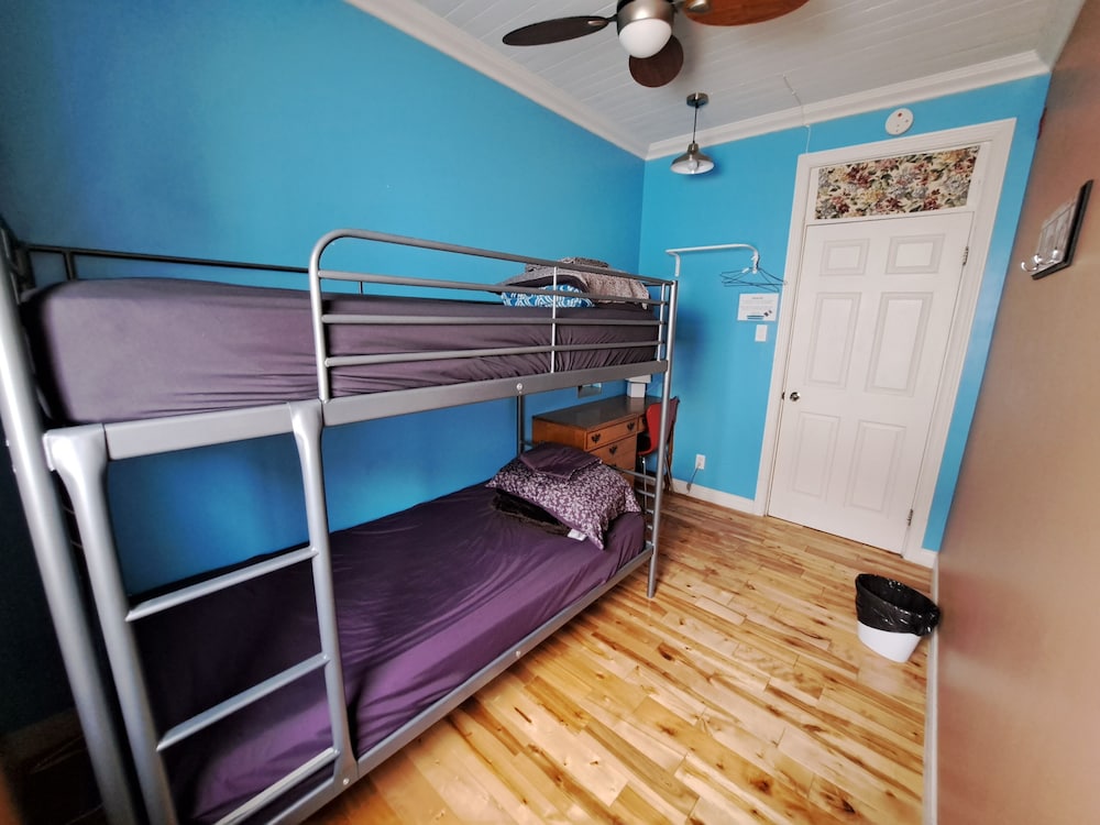 Levis Vacations - Auberge Jeunesse LouLou's Backpacker Hostel - Property Image 61
