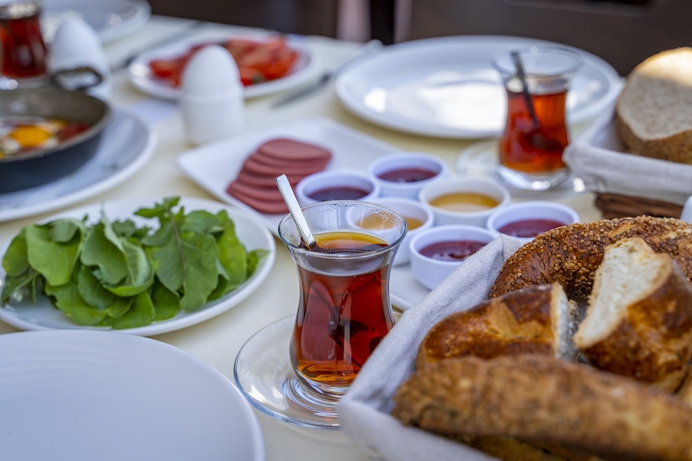 Queen Boutique Hotel - Image 54