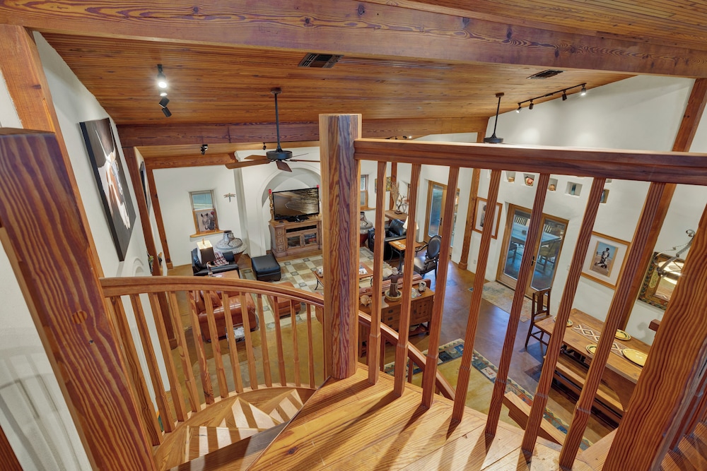 The Willows Casa Grande - Four Minutes to Downtown!