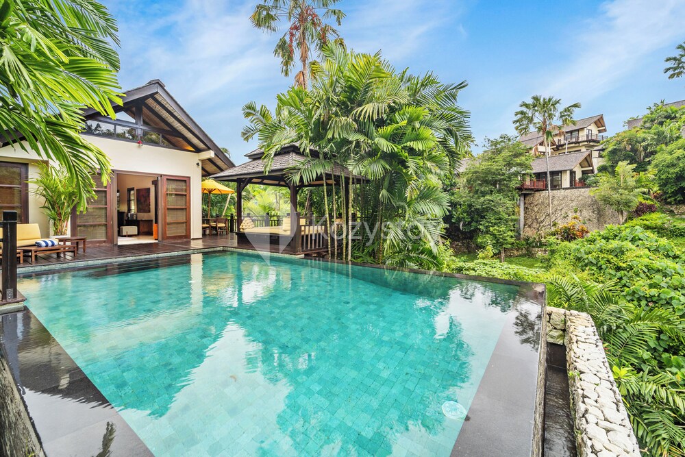 AbbyBelle Villa by Kozystay | Private Karma Beach